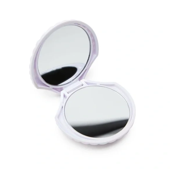 Zara Barbie Shell Compact Mirror - Picture 4 of 4
